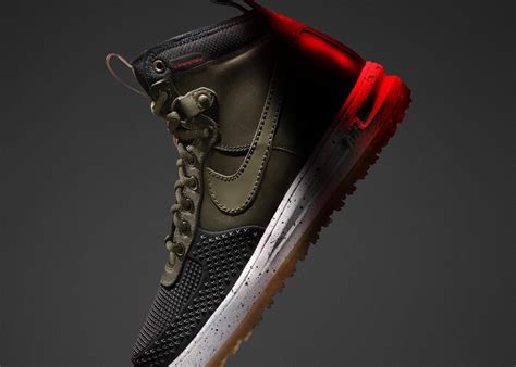 Nike Sneakerboots For Holiday 2015 